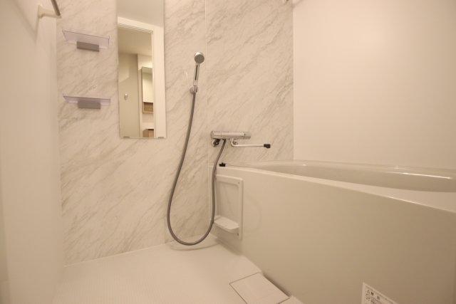 バス・シャワールーム　別室の参考写真です。※現況優先