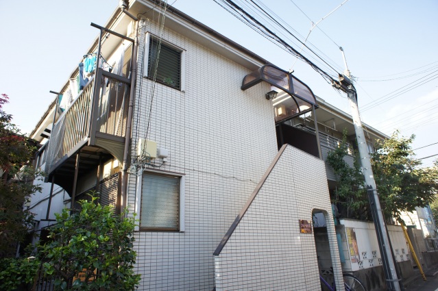 建物外観　最上階角部屋