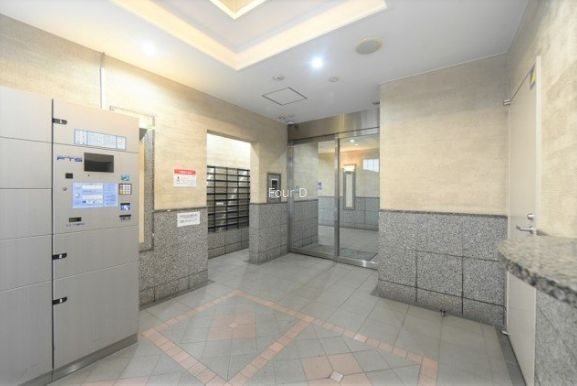 ロビー　★見学予約受付中★