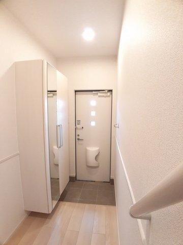 玄関　シンプルで使いやすい玄関です