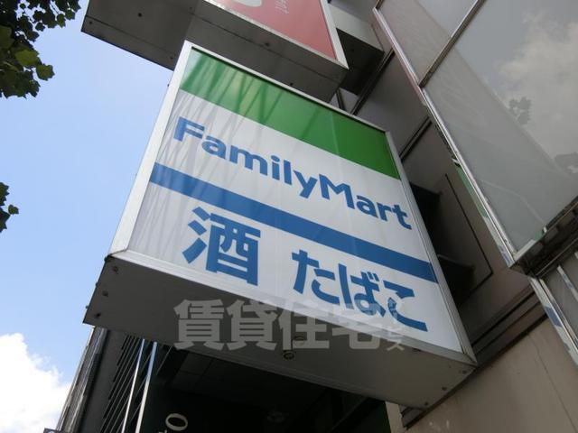 コンビニ　ファミリーマート　堀川綾小路（コンビニ）まで237m