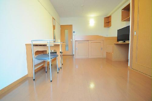 居室・リビング　※同タイプのお部屋の写真です