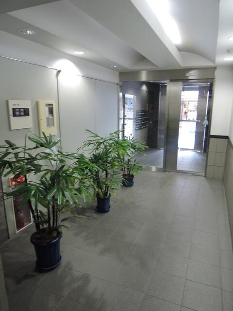 ロビー　ロビー?