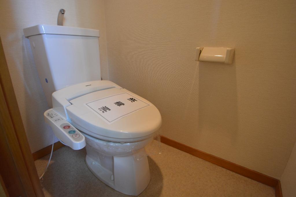 トイレ　シャワー付トイレ