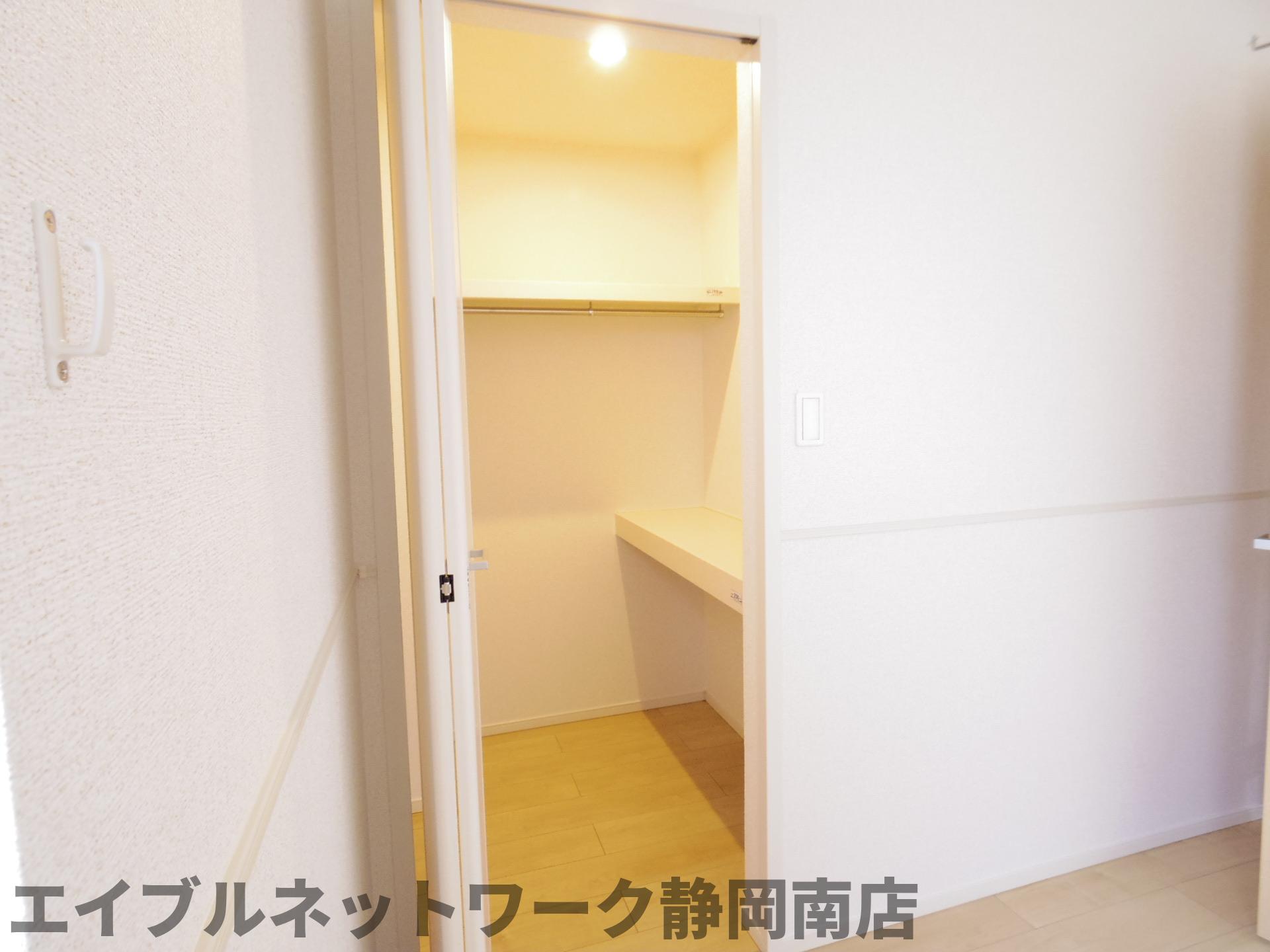 収納　ちょっとした収納スペースも充実しています