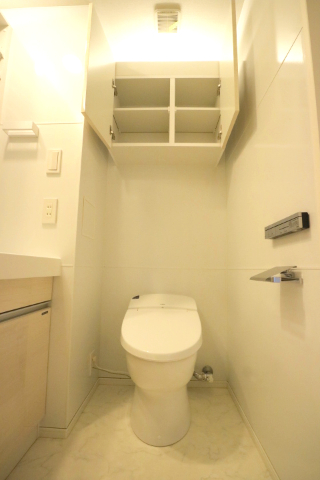 トイレ　※参考写真
