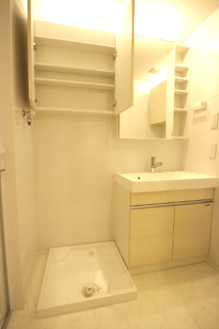 洗面設備　洗濯機置き場※参考写真