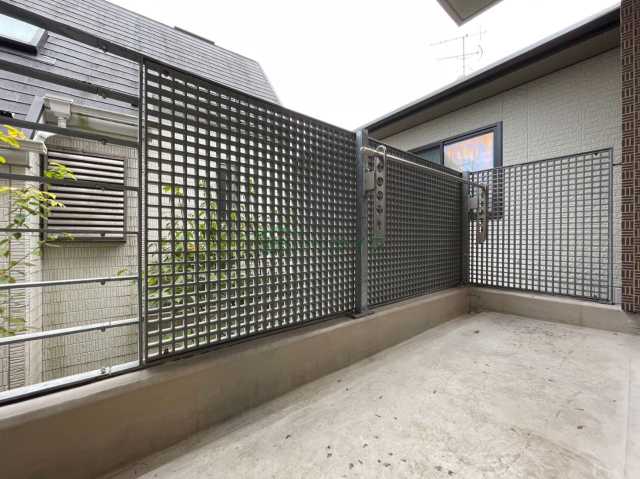 バルコニー　DAMIER-A