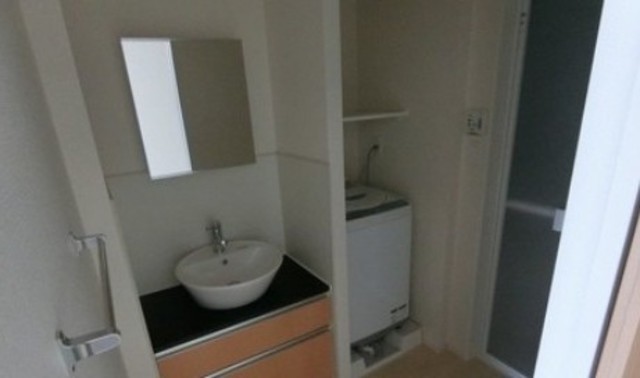 洗面設備　別部屋参考。