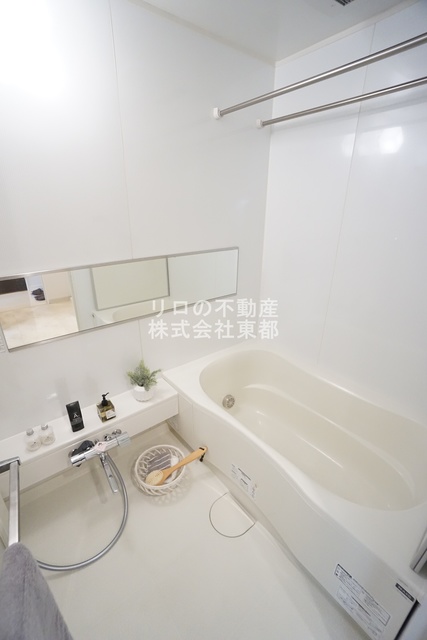 バス・シャワールーム　※写真はモデルルームです。家具・小物付ではありません。