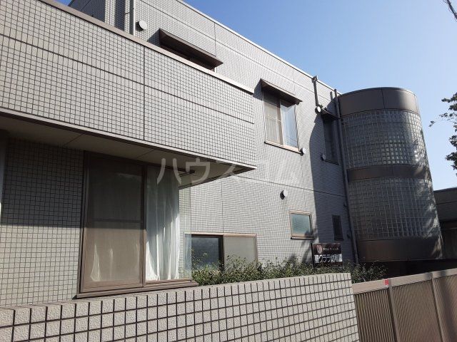 幼稚園・保育園　聖クララ幼稚園（幼稚園・保育園）まで1608m