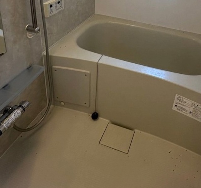 バス・シャワールーム　バスルーム