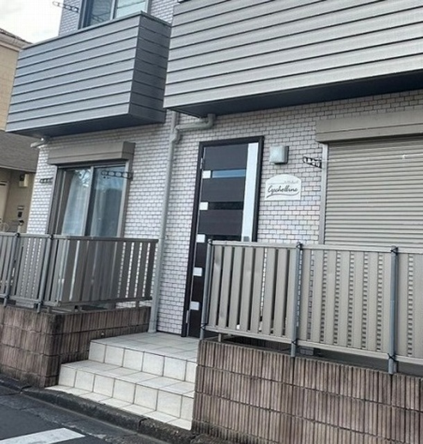 エントランス　エントランス