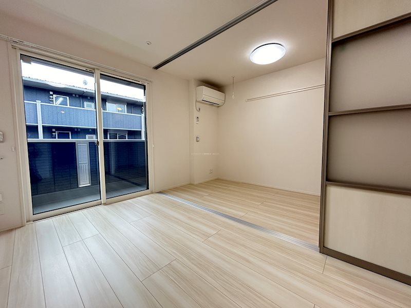 居室・リビング　※写真は202号室のものです。（参考）