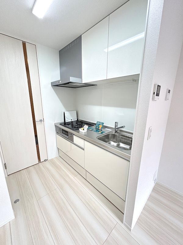 キッチン　※写真は202号室のものです。（参考）