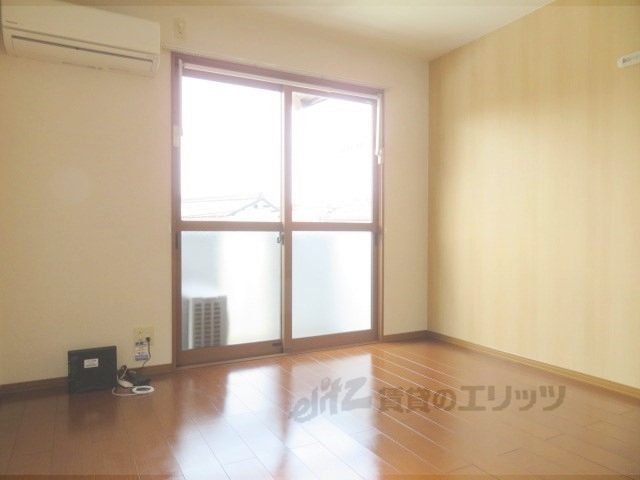 居室・リビング　居室