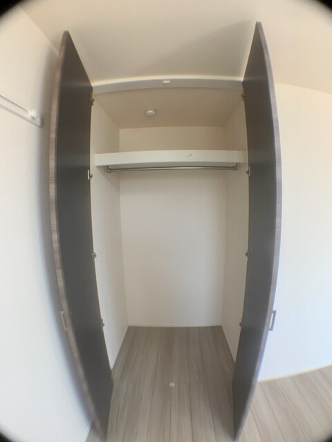収納　南側洋室　クローゼット