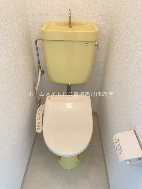 トイレ　同型別部屋写真（反転）