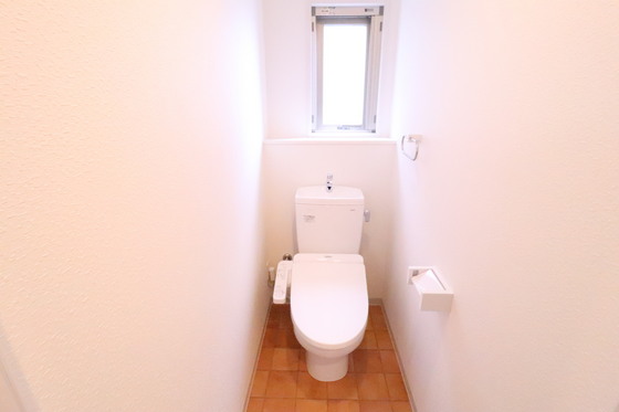 トイレ　※別部屋の写真です