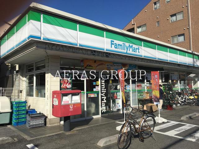 コンビニ　ファミリーマート 桜川三丁目店（コンビニ）まで492m