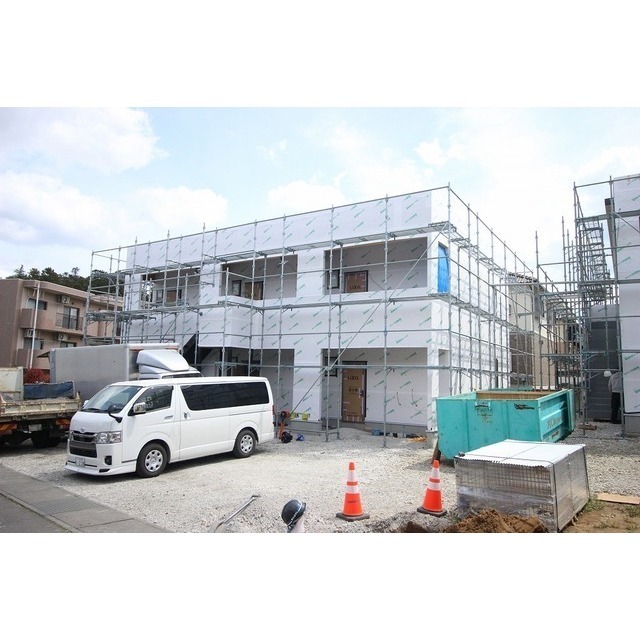 建物外観　建築中