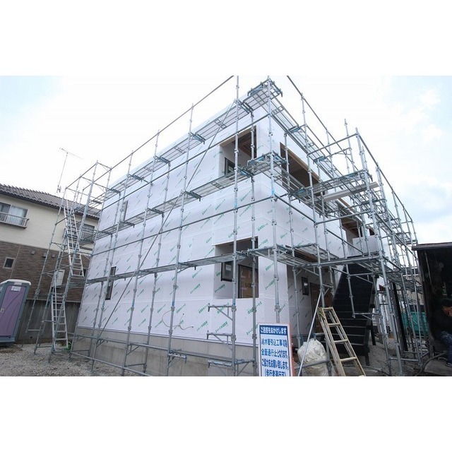 建物外観　建築中