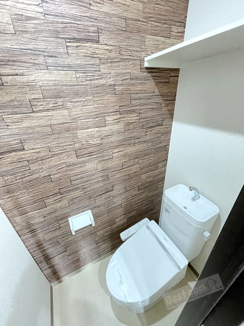 トイレ　温水洗浄便座付き♪