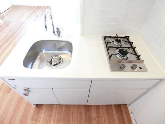 キッチン　※参考写真です（カラータイプが異なる場合がございます）