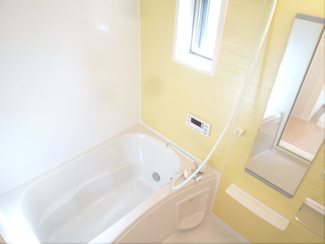 バス・シャワールーム　一日の疲れを癒すバスルーム