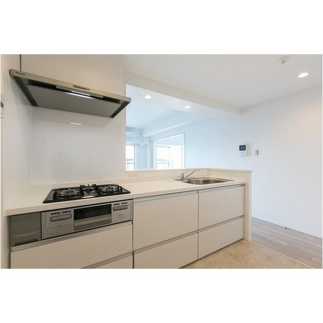 キッチン　同タイプ別住戸写真（現況優先）