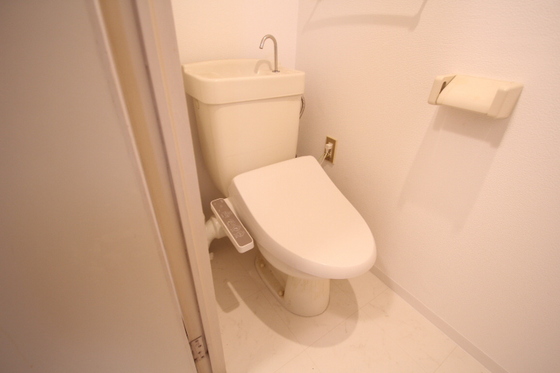 トイレ　※別部屋の写真です