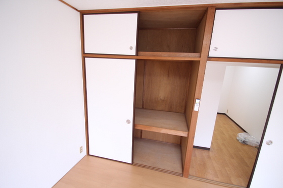 収納　※別部屋の写真です