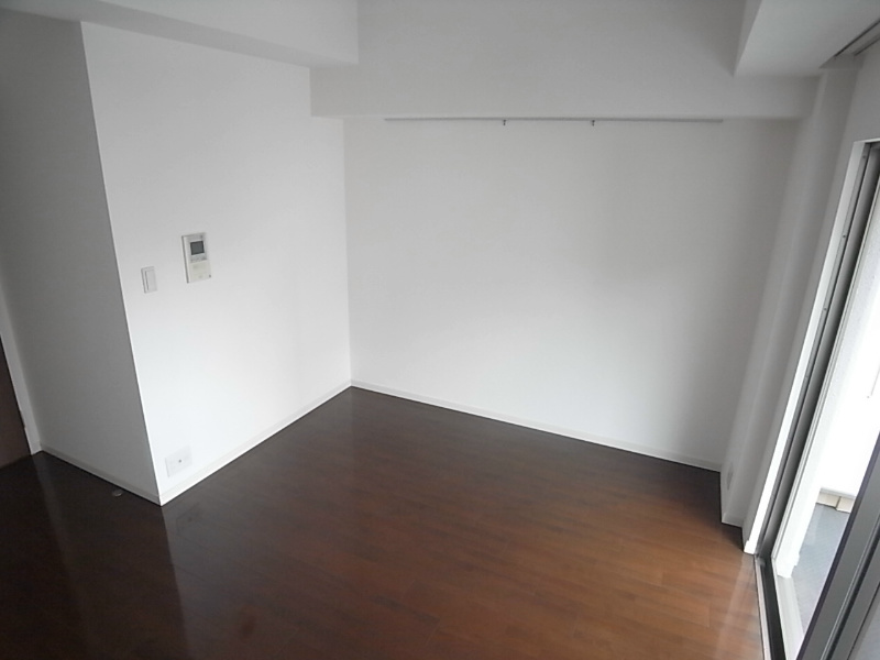 その他部屋・スペース　フローリングの色が落ち着きますね