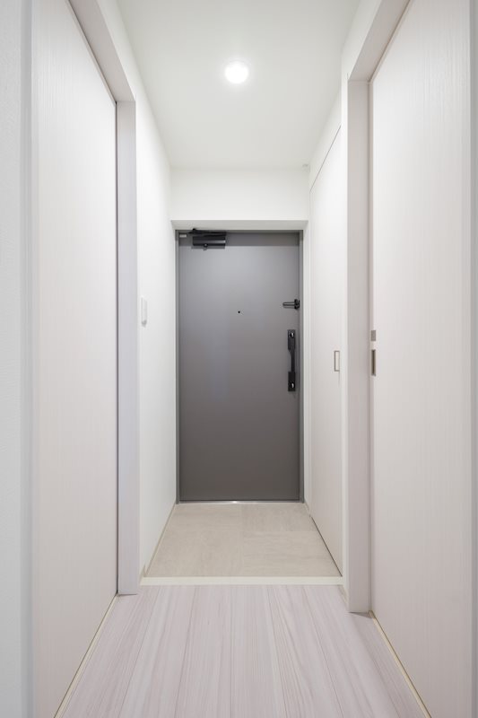 玄関　☆シューズボックス付き玄関スペース☆