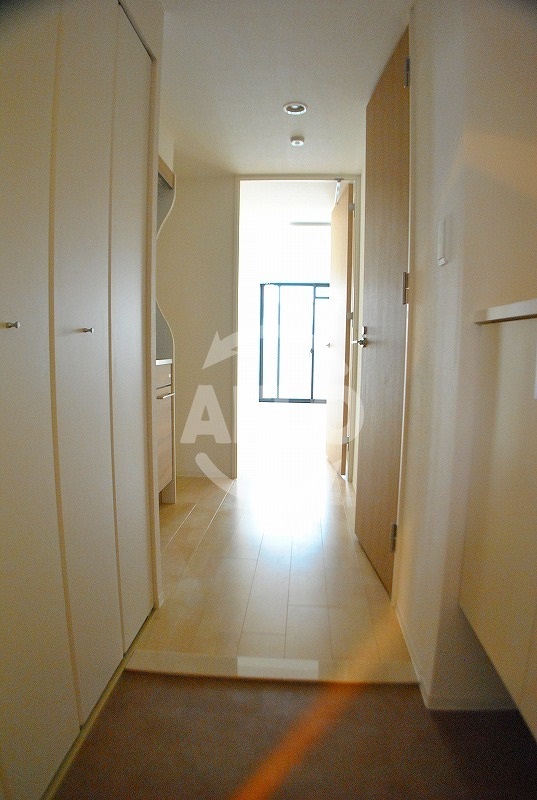 玄関　ベルエ難波西　玄関スペース