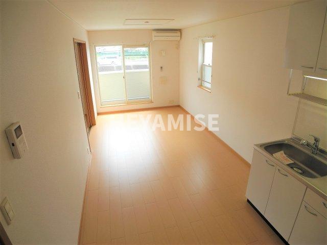 居室・リビング　※室内画像は類似物件のもの