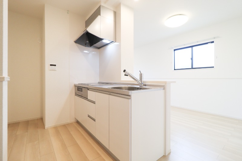 キッチン　図面と現状に相違がある場合には現状を優先