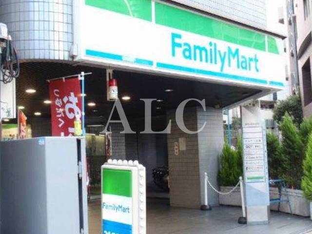 コンビニ　ファミリーマートサンズ西新宿店（コンビニ）まで192m