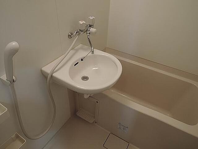 バス・シャワールーム　（別タイプ参考写真）フィオーレ練馬　練馬区練馬３