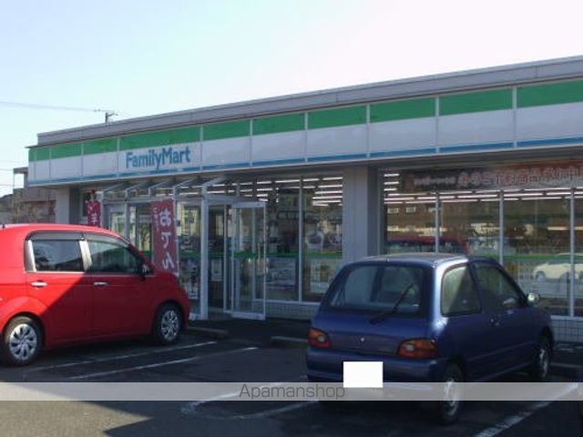 コンビニ　ファミリーマート　福井西谷店（コンビニ）まで240m