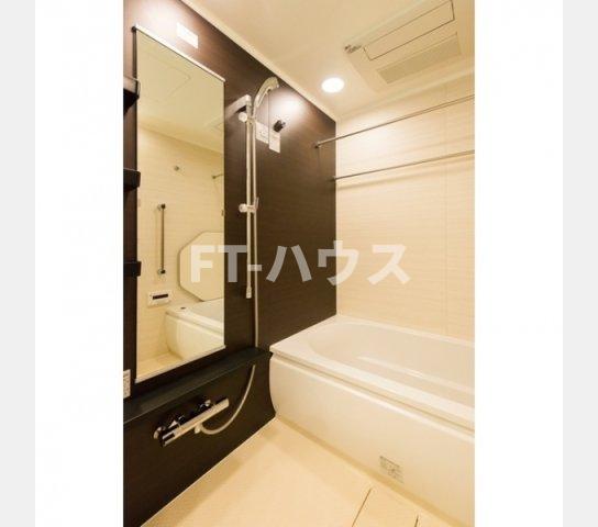 バス・シャワールーム　浴室