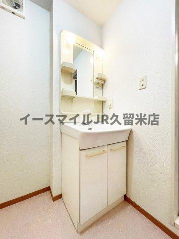 洗面設備　忙しい朝には欠かせない洗面所です