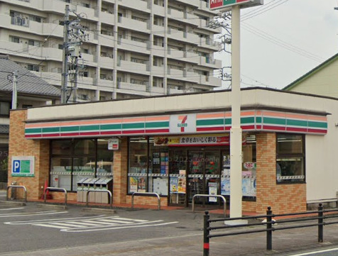 コンビニ　セブンイレブン 蒲郡港町店（コンビニ）まで118m