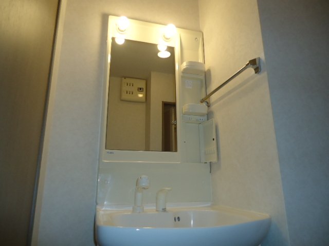 洗面設備　洗髪洗面化粧台