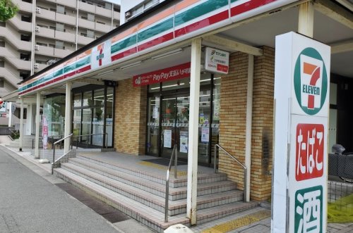 コンビニ　セブンイレブン 神戸魚崎北町4丁目店（コンビニ）まで1867m