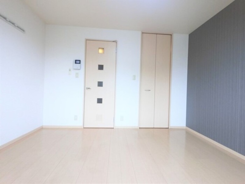 居室・リビング　図面と現状に相違がある場合には現状を優先