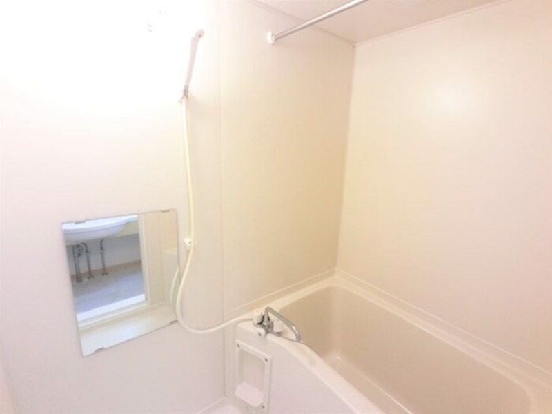 バス・シャワールーム　図面と現状に相違がある場合には現状を優先