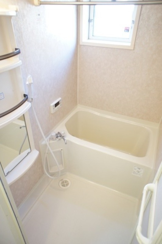 バス・シャワールーム　図面と現状に相違がある場合には現状を優先