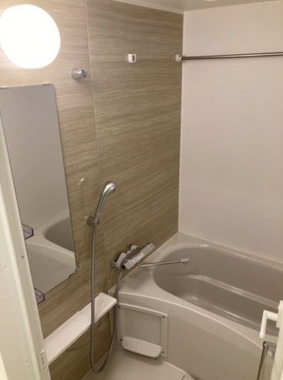 バス・シャワールーム