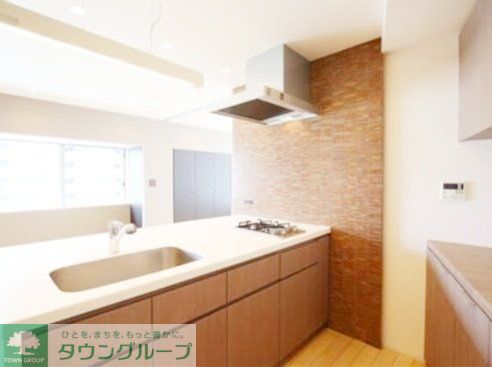 キッチン　お問合せは(株)タウンハウジングレジデンス事業部　赤坂店・…